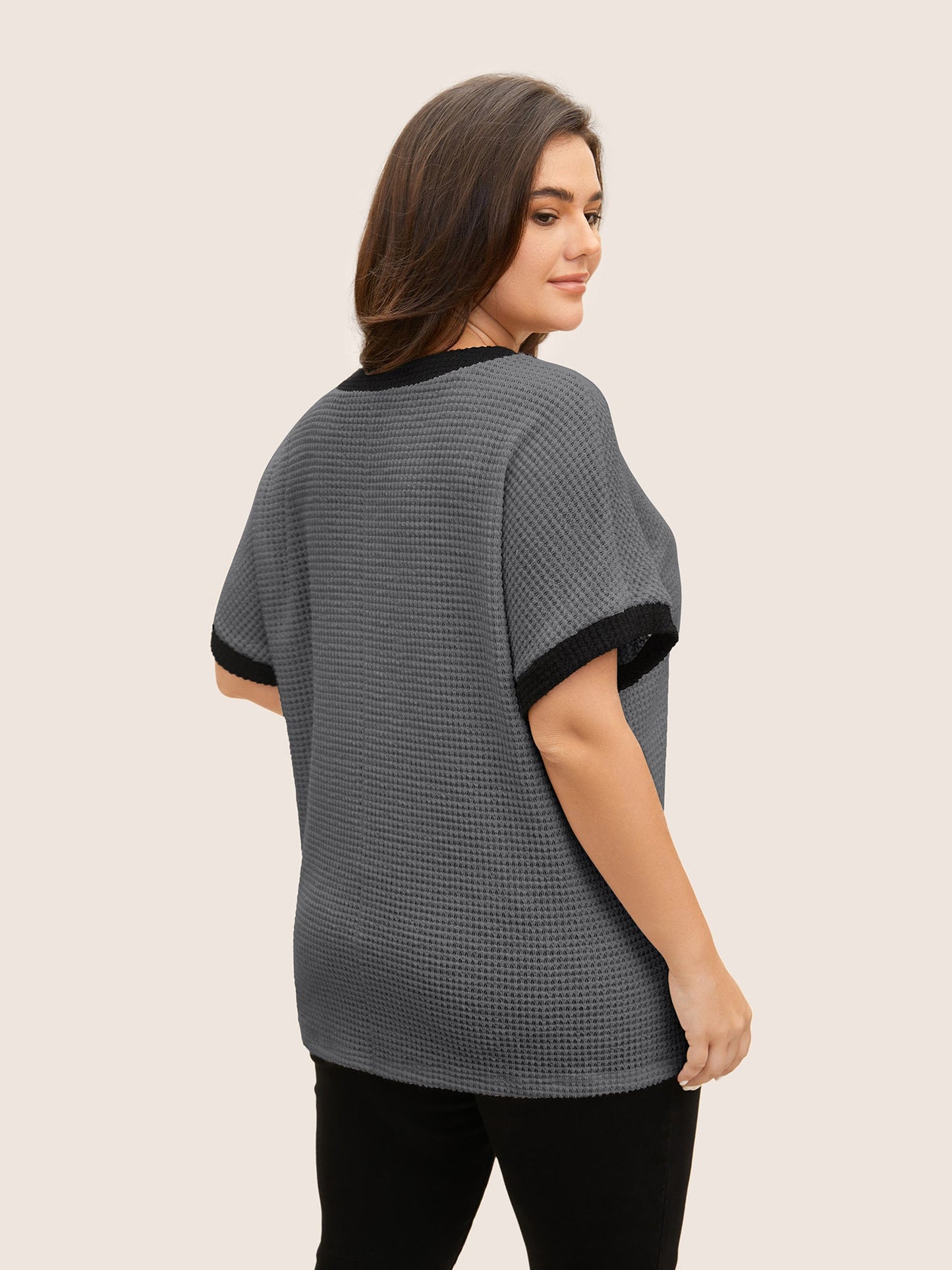 V Neck Contrast Button Detail Knit T-shirt