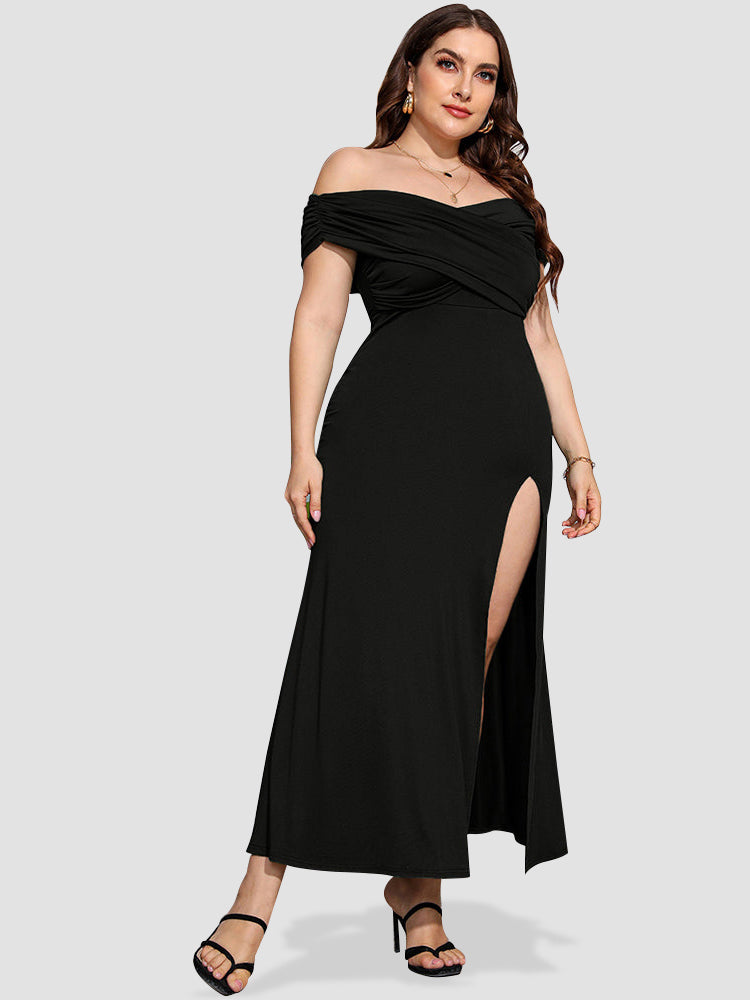 Plus Ruched Crisscross Slit Mermaid Maxi Dress